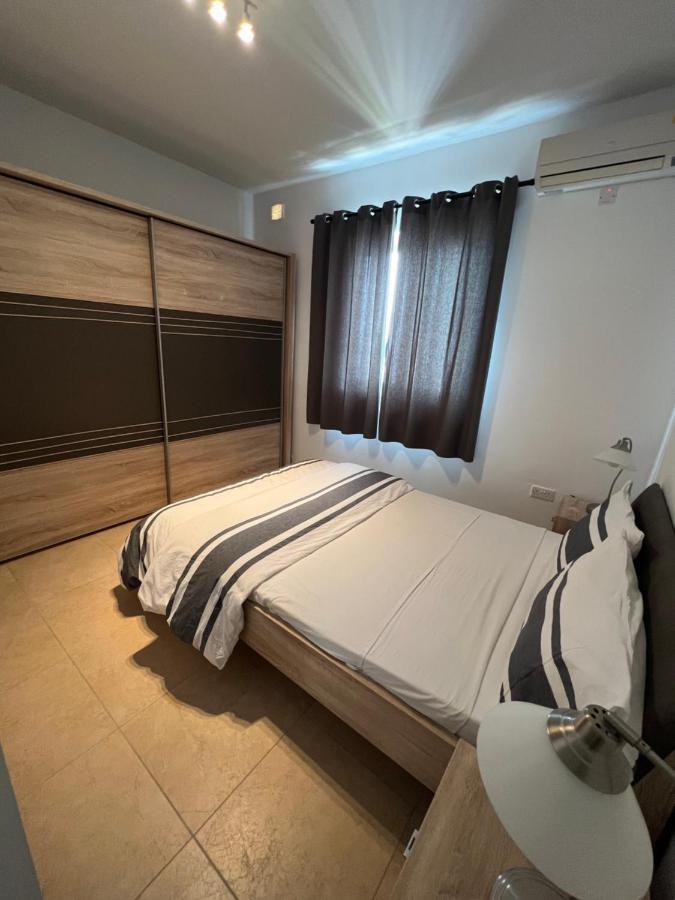 St Julians Smart 2 Bedroom Apartment Сент Джулианс Экстерьер фото