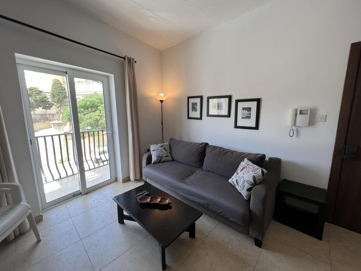 St Julians Smart 2 Bedroom Apartment Сент Джулианс Экстерьер фото